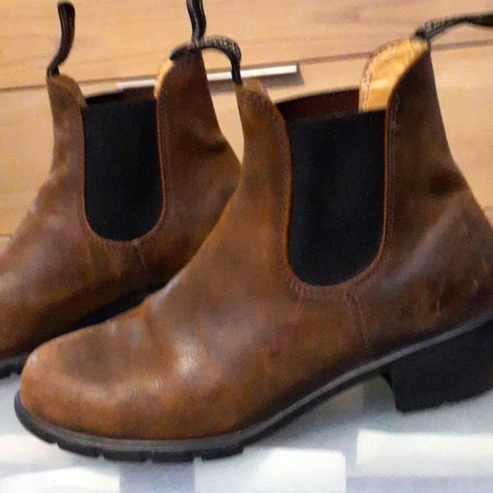 Ankle boots